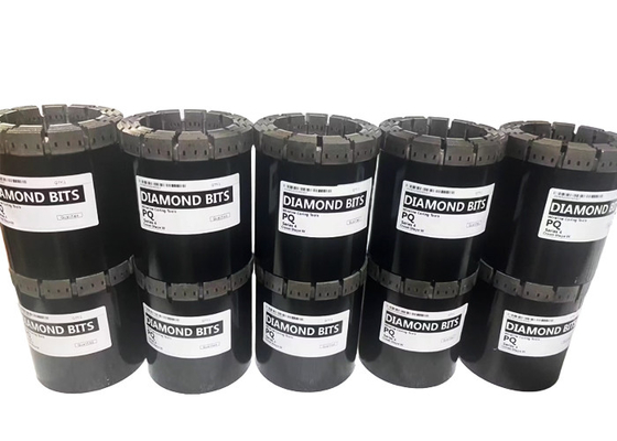 PQ Durable Core Bit Rock Drilling Tools Forme de couronne dentelée et taille commune pour la série Q standard à l'étranger