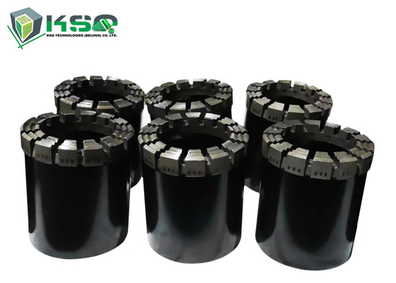 PQ Durable Core Bit Rock Drilling Tools Forme de couronne dentelée et taille commune pour la série Q standard à l'étranger