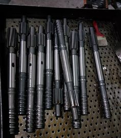 La plate-forme de forage de dérive de perçage d'un tunnel d'adaptateur de jambe de perceuse de R32 R38 T38 T45 T51 usine la pièce forgéee traitant le type