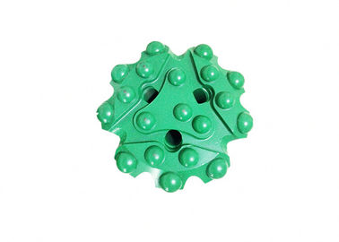 Outil à pastilles de R32 64mm et outil à pastilles de Retrac avec des insertions de carbure de tungstène de la haute catégorie YK05
