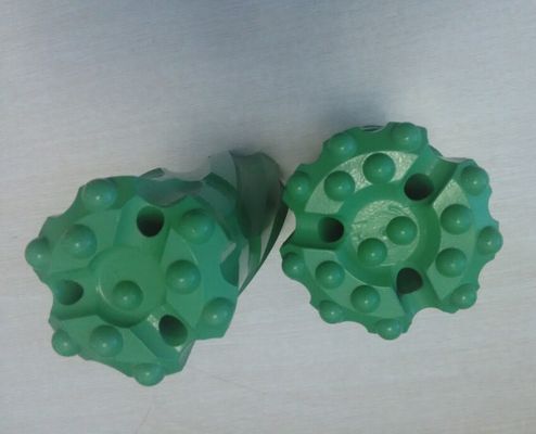 Peu de foret escamotable du perçage de hard rock T38 64mm avec le centre de baisse