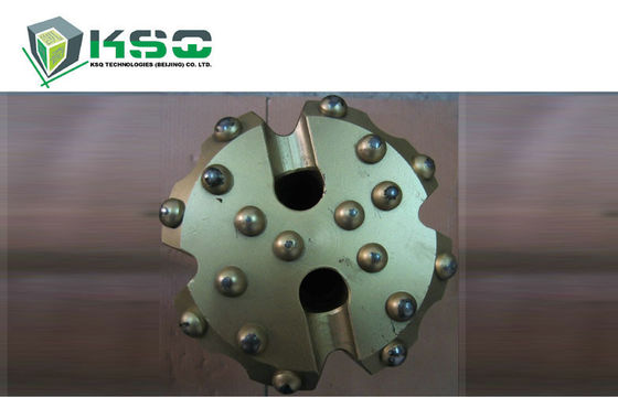 En bas du peu de foret du trou DTH