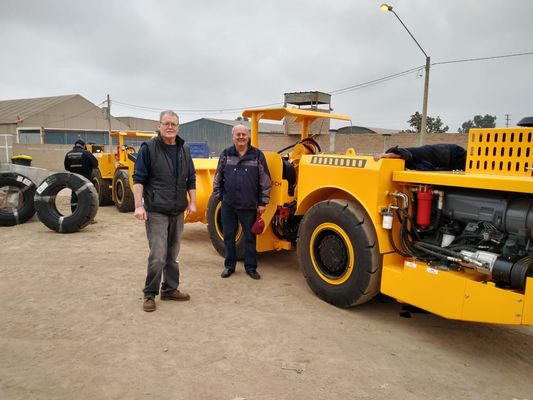 Couleur hydrostatique de jaune de capacité de volume de la machine 1m3 de décharge de transport de charge de la pompe 1CBM